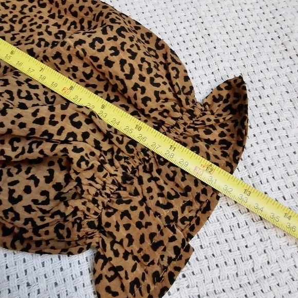 ODDY Peplum Off The Shoulder Animal Print Top Size Small - Picture 5 of 8